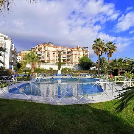 2Bdr Sunny Apartment With Pool And Private Parking In Benalmadena Exterior photo