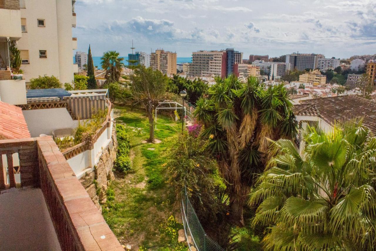 2bdr Sunny With Pool And Private Parking In Apartamento